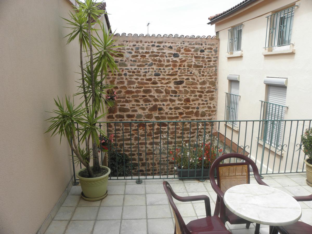 Hotel L'Ostalou Issoire Exterior foto